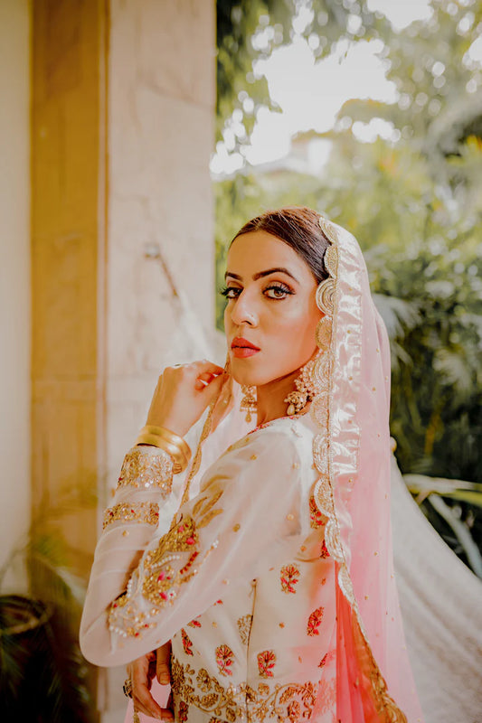 Jannat Tahir- Ivory Pishwas